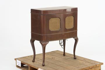 McMichael radiogram, model 365, c. 1935