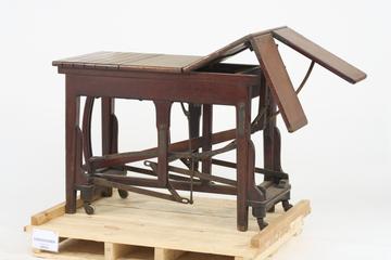 Adjustable operating table, 1870-1890
