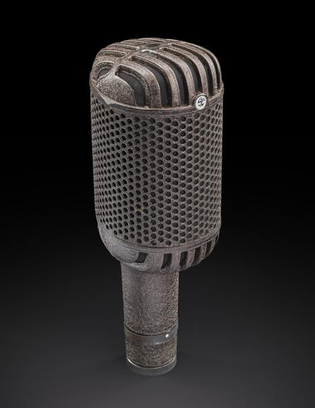 STC 4033-A Microphone
