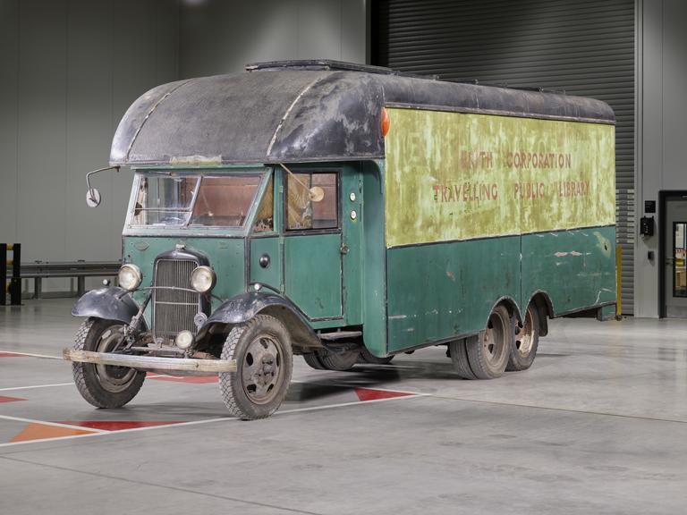 Ford BB 1933 with six-wheel extension and van body