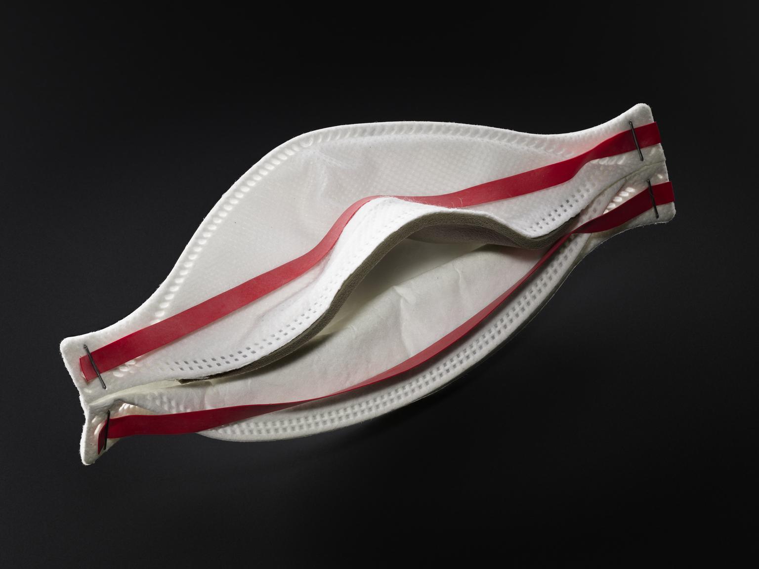 3M Aura disposable particulate respirator | Science Museum Group Collection