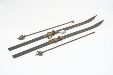 Pair of Antarctic exploration snow skis