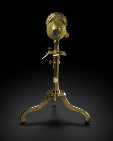 Cassegrain reflecting Telescope of 2 1/2-inch aperture with claw foot pillar stand