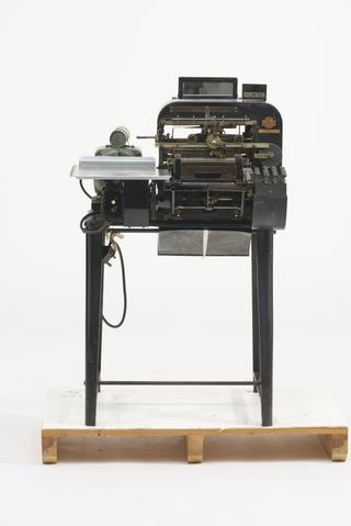 Powers-Samas 45 column - card automatic key punch