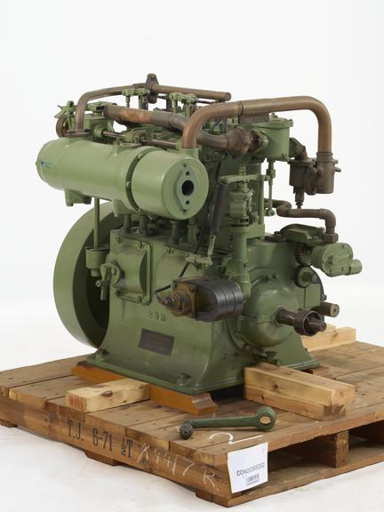 Two-cylinder 10 bhp Gardner petrol engine, 1907
