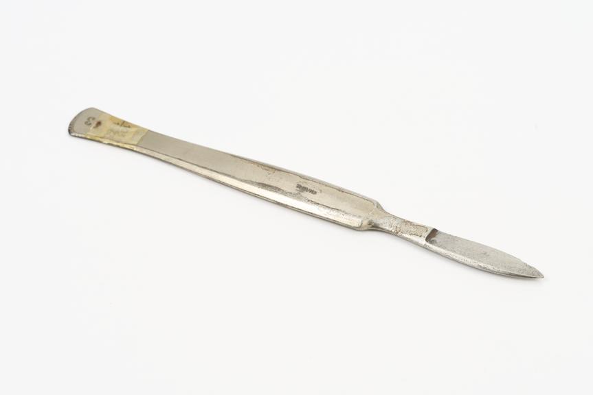 Scalpel, steel, by Thamm, 1880 to 1920