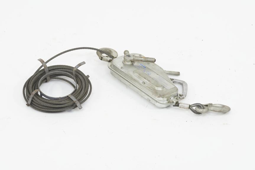 Plant puller/hoist. S.W.L. 1600 kgs made by Tirfor Ltd, model T.U.16.