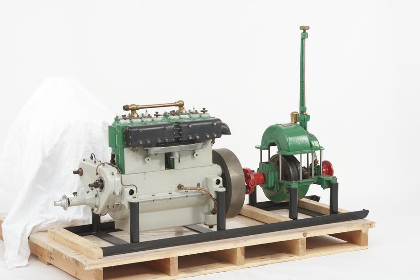 Taylor-Simplex cylinder petrol engine