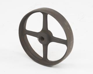Pulley that can be fitted to universal joint shaft
