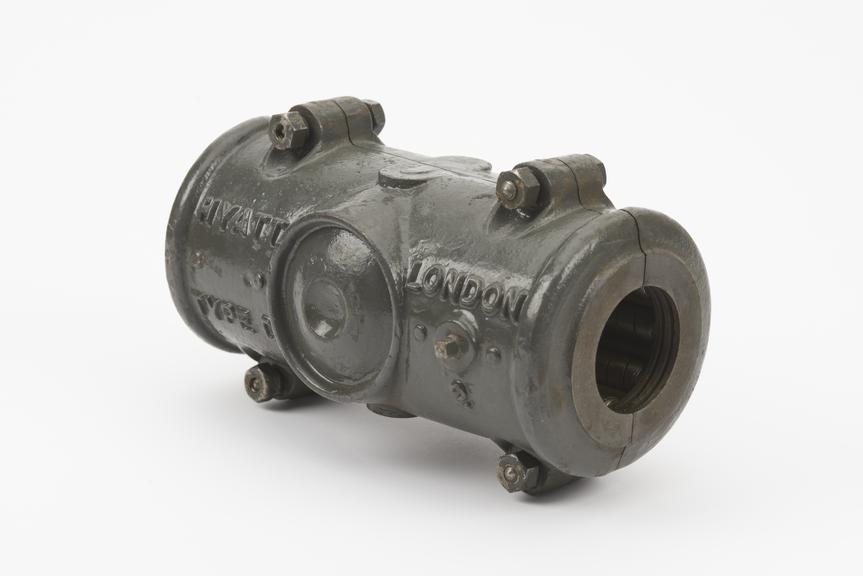 Hyatt 1935 type roller bearing split shafting box