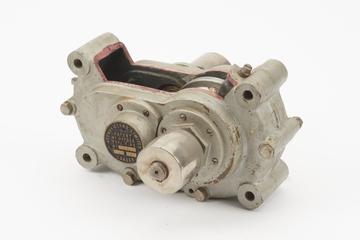 Keenok, 4 : 1 ratio gearbox type FR5 no.377