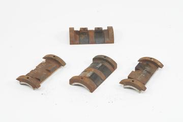 Four segments for shaft journal bearing