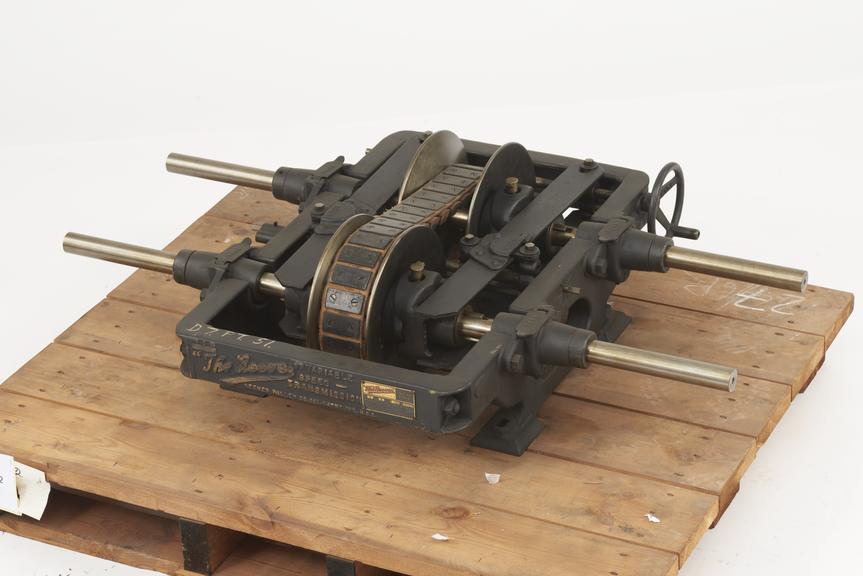 Variable speed belt driven gearbox