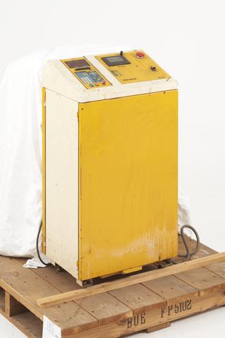 Control cabinet