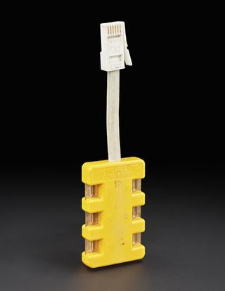 Yellow socket adaptor