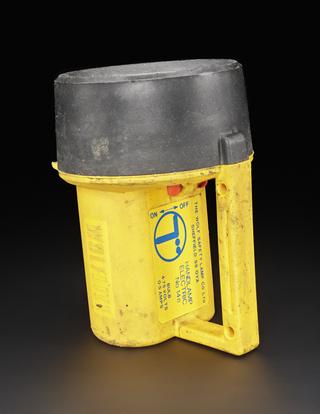Wolf Safety Handlamp Electric in original carton