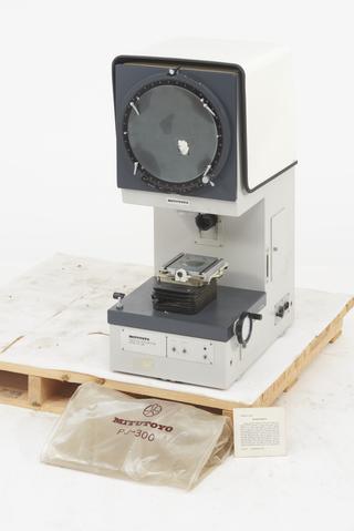 Main Basic Mitutoyo P J 300 Projector Unit