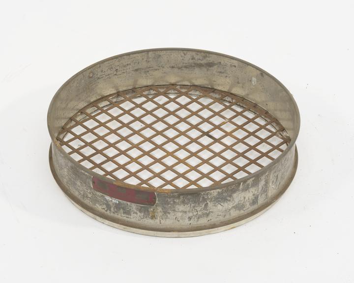 British Standard sieve to "BS 410" of tinned steel
