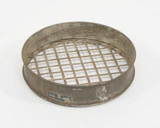 British Standard sieve to "BS 410" of tinned steel