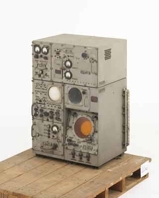 Type 268 marine radar main unit