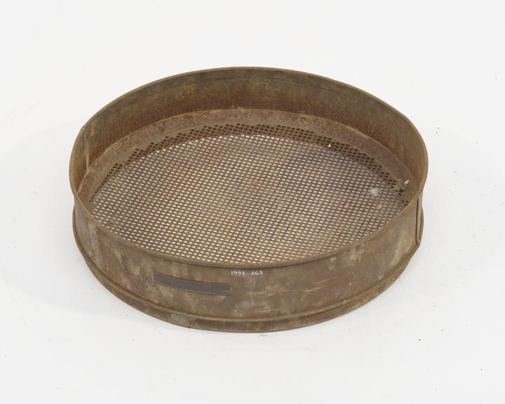 British Standard sieve to "BS 410" of tinned steel