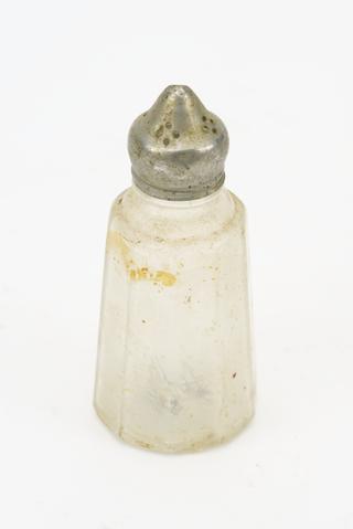 Salt cellar