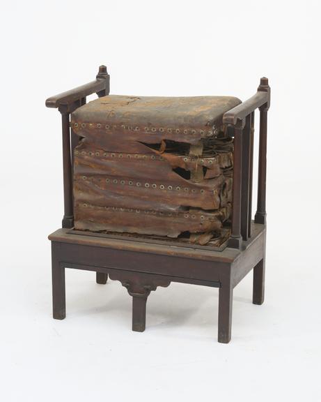 Arm and leg exercising chair