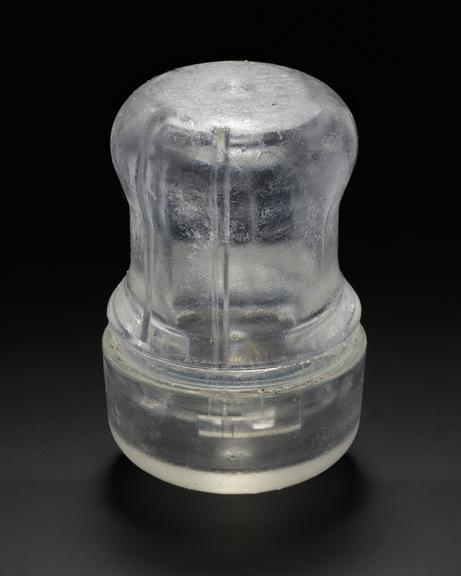 Outer chamber for INVOcell embryo culture device for IVF