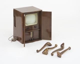 McMichael 512R television and radio receiver