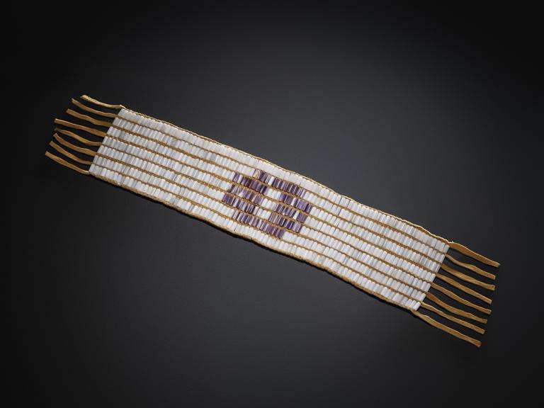 Wampum Belt. Dish with Beaver Tail (Dish with One Spoon)