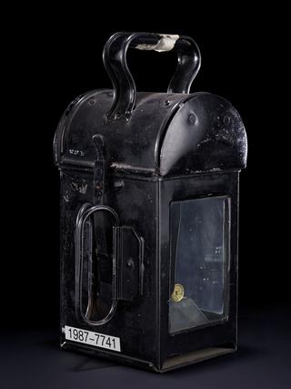 Lamp, NER, rectangular section emergency or general purpose lamp