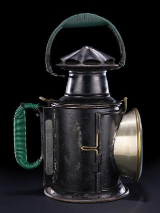 Guard's lamp, London, Brighton & South Coast Railway