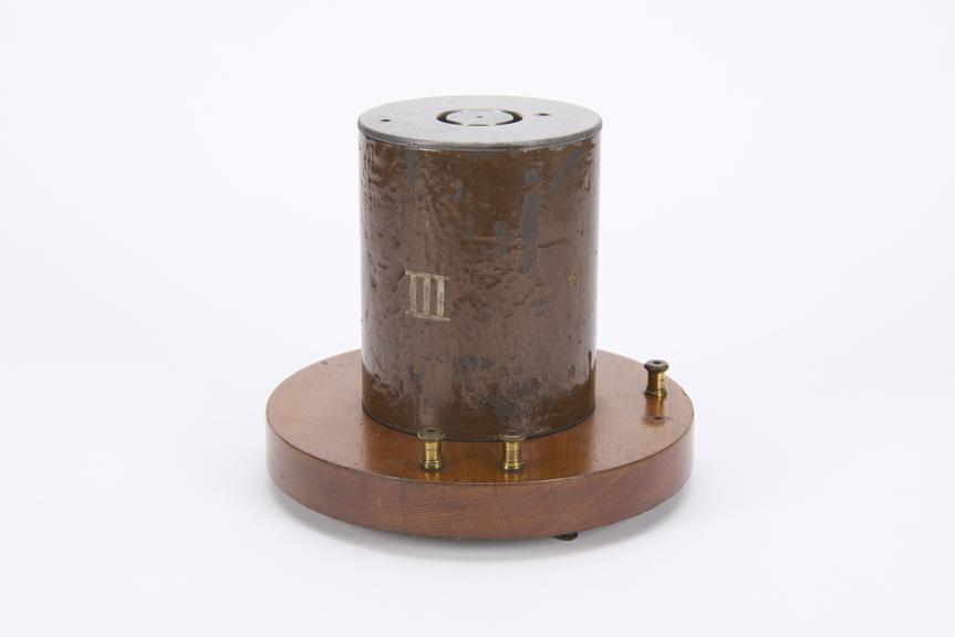 Annular gap (cylindrical body) electro-magnet No. 3, c..1898