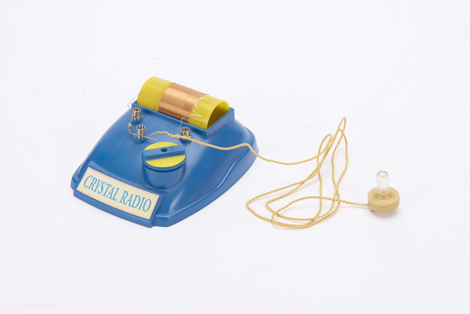 Crystal radio including base