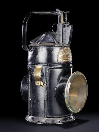 Handlamp, 3-aspect Guard's handlamp