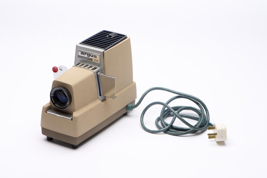 Argus 300 Panoramic Slide Projector