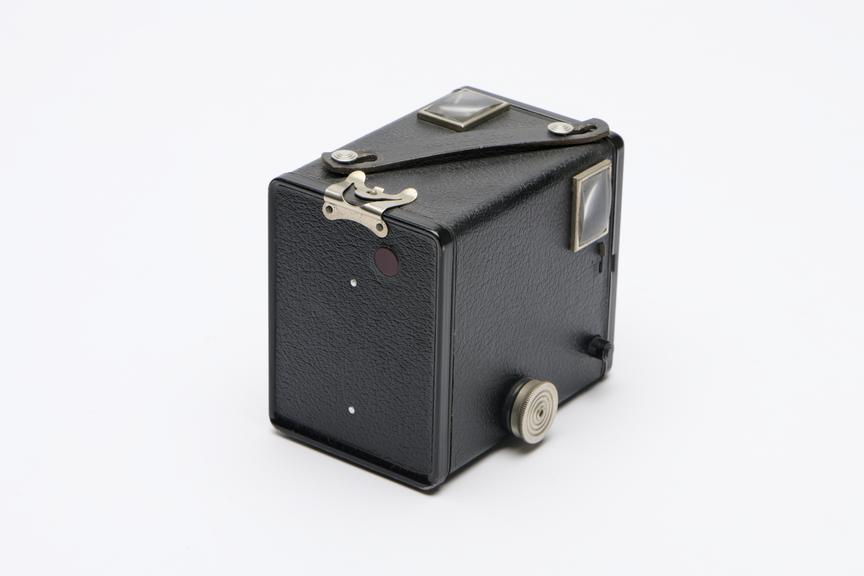 Kodak Six-20 Brownie C Box Camera