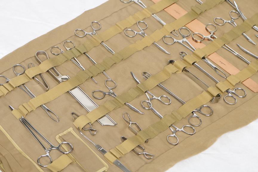 Government issue field operation instrument set