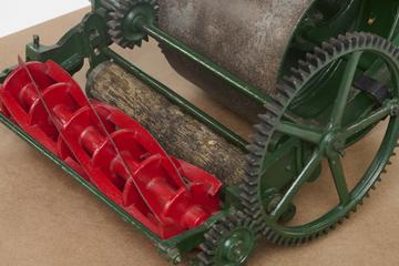 Budding's Patent Lawn Mower, 1832.