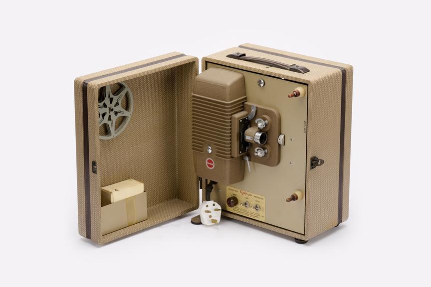 Kodascope Eight-500 cine projector