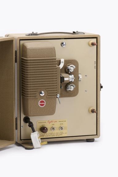 Kodascope Eight-500 cine projector