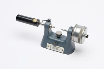 "0-2" Bench Micrometer by Sigma Instruments Co. Ltd., 1944
