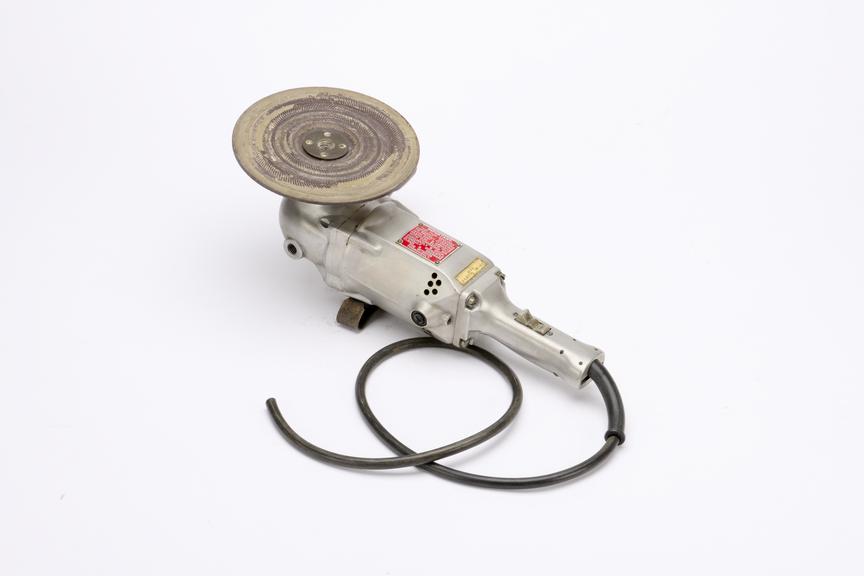 Black and decker hand held electric vitrifier
